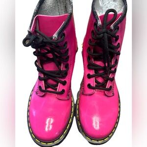 Dr. Martens Fuchsia Patent Leather Lace-Up Combat Boots Sz 6
